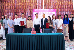 尊龙凯时国际与新疆生产建设兵团第八师石河子市签署项目合作协议